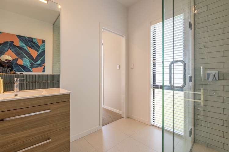 75 Oak Road Poraiti_10