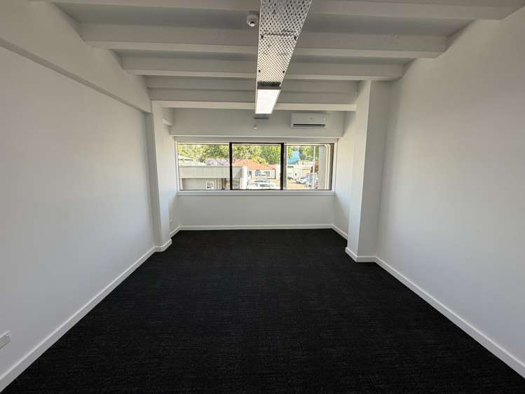T1/116 Vautier Street (First Floor) Napier South_3