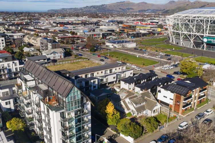 11/12 Latimer Square Christchurch Central_16