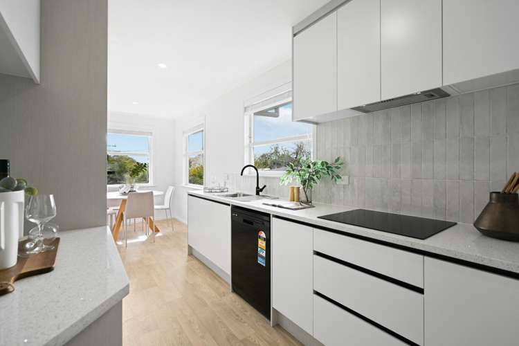 66 Lewis Street Glenview_7