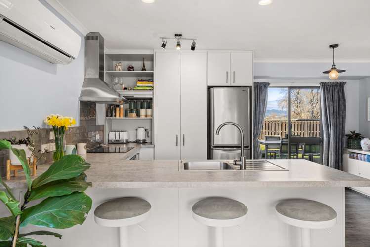 22 Tawhara Place Edgecumbe_2