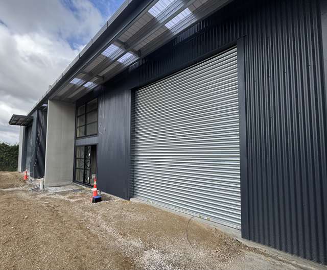 2/76 Clayton Road Mangakakahi_1