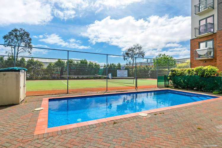 3G/17 Crown Lynn Place New Lynn_9