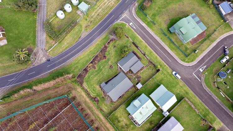2 Te Maara Place Te Kaha_11