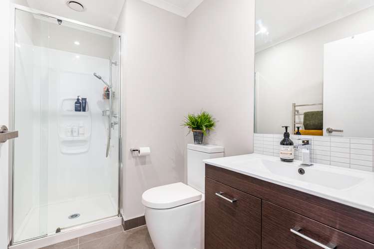 16 Wai Place Westgate_18