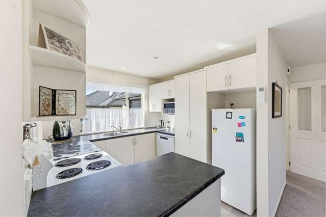 2/2A Chalmers Street Highfield_2
