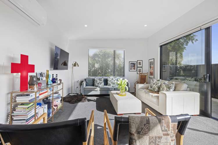 75a Pendarves Street New Plymouth Central_11