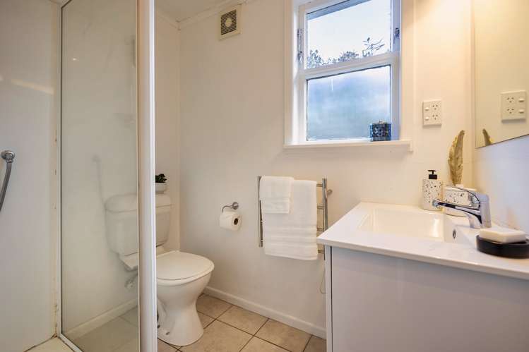 23a Hazel Avenue Mount Roskill_12