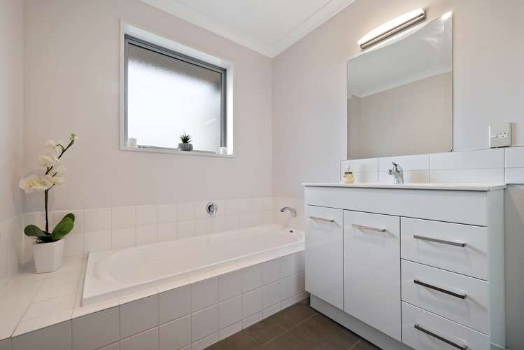 2a Wildberry Street Woolston_16