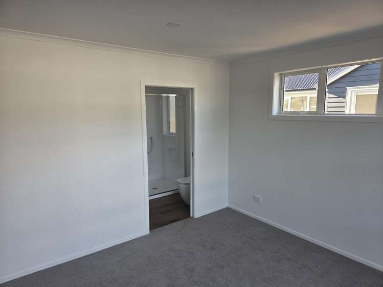 1/70 Thompson Street Leamington_4