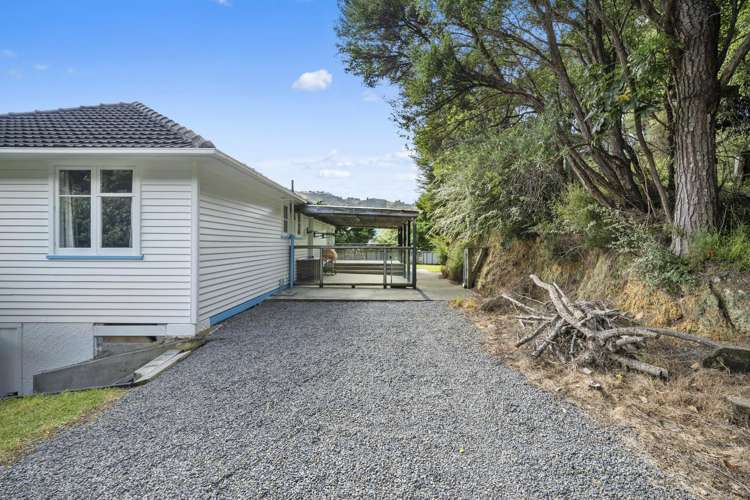 131 Wellington Road Wainuiomata_27