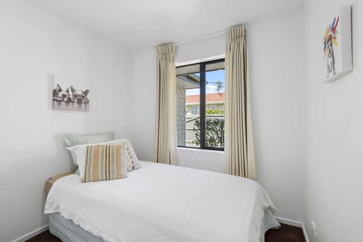 2/310 Halswell Road Halswell_9