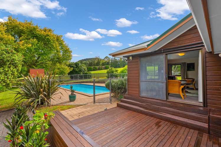 111A Newton Road Maungatapere_25