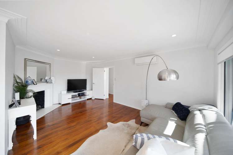 1/8 Waller Avenue Bucklands Beach_12