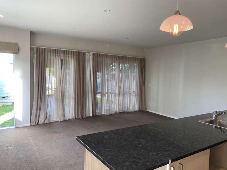 3 Stitchbird Crescent Papakura_7