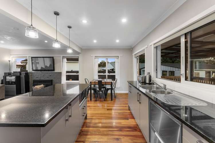 48 Harwood Crescent Otara_7