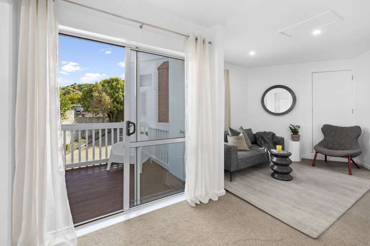 4 Ashleigh Crescent Miramar_17