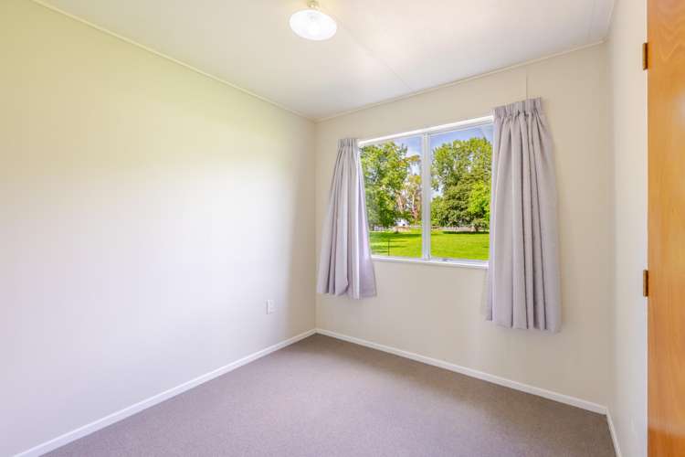 58, 58a 58b White Road Otane_44