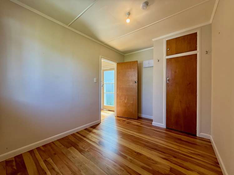 27 Lorenzen Bay Road Raglan_10