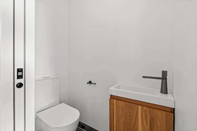 12a Palliser Lane Browns Bay_31