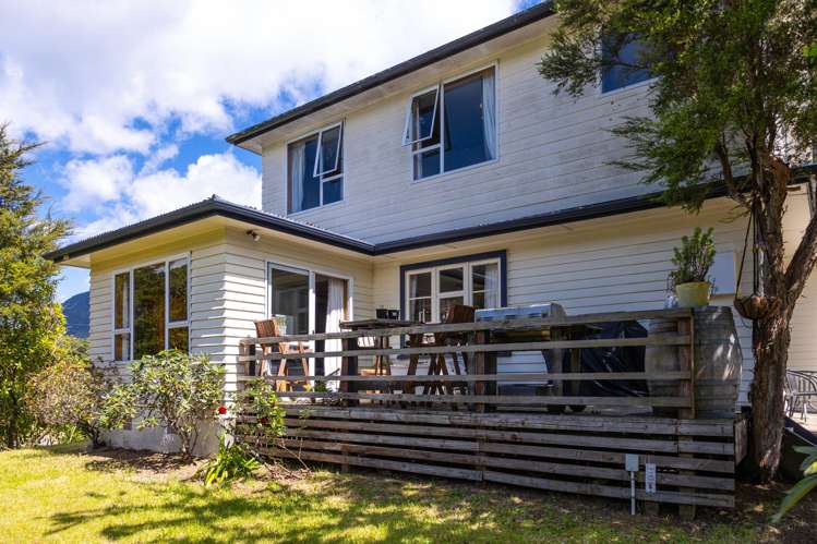 147 Waikawa Road Picton_18