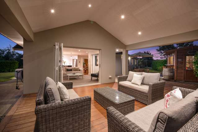240 Three Oaks Drive Dairy Flat_4
