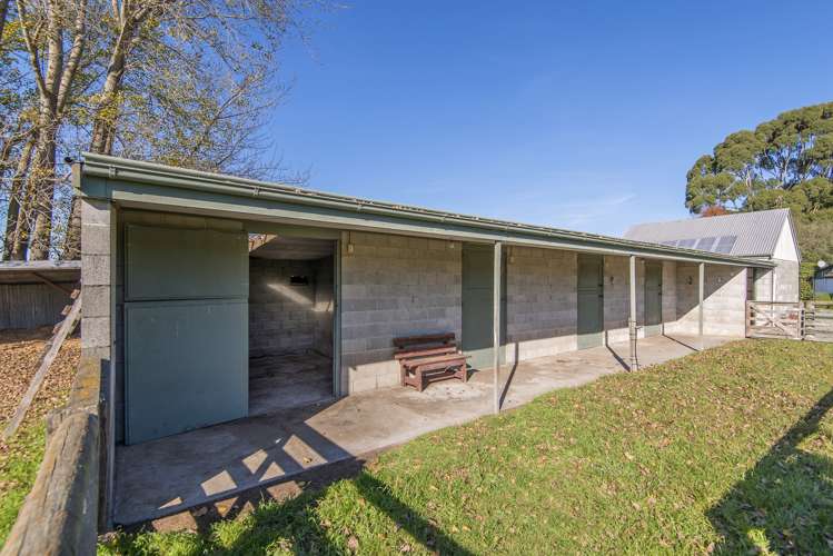 64 Barters Road Templeton_20