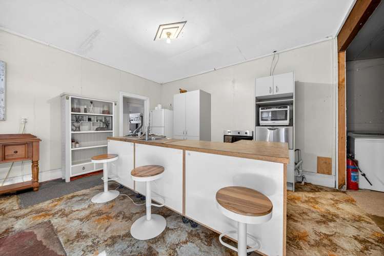 1351 Opaki Kaiparoro Road Mauriceville_2