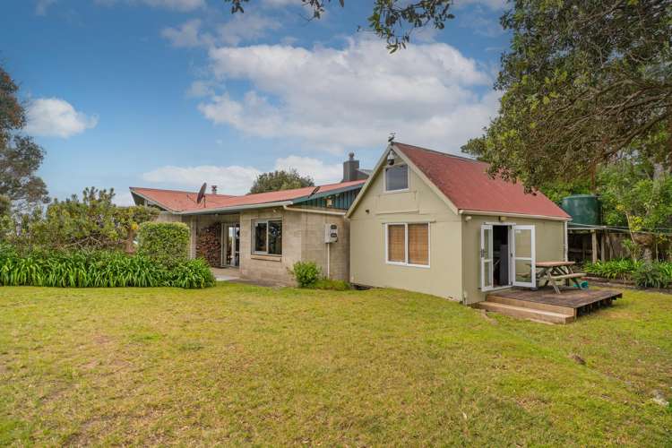 254 Tangiora Avenue Whangapoua_19