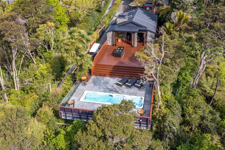 - Maison Blanc Lodge, Kohu Road_2