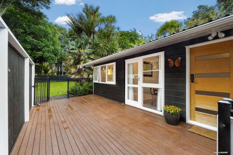 2/2 Claude Road Hill Park_5