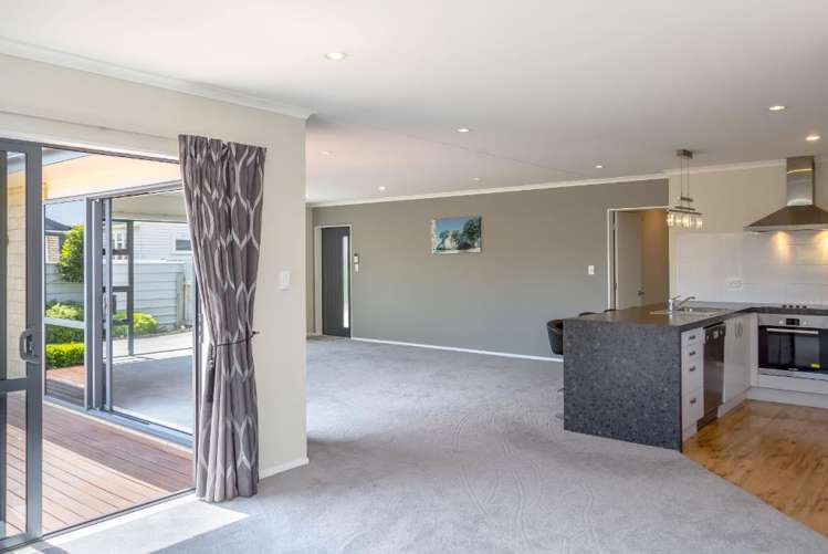 12 Taylor Street 10114 Carterton Houses for Rent One Roof