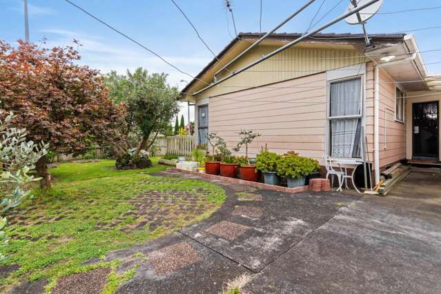 68 Diorella Drive Clover Park_2