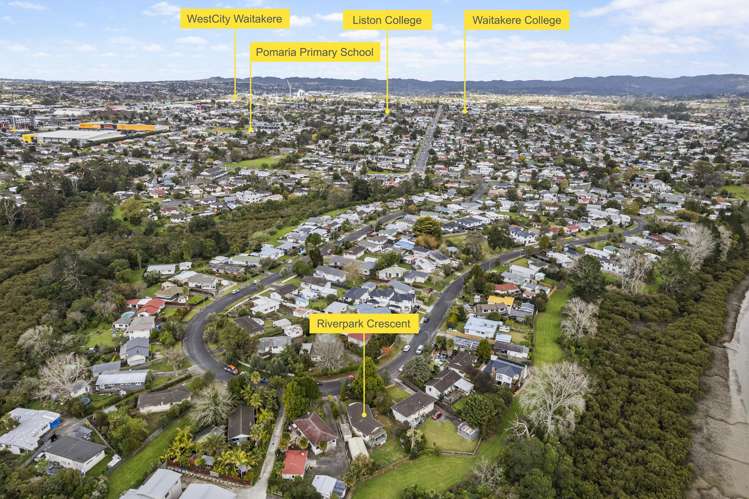 69 Riverpark Crescent Henderson_15