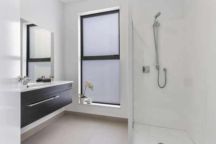 6/20 Trent Street Island Bay_9