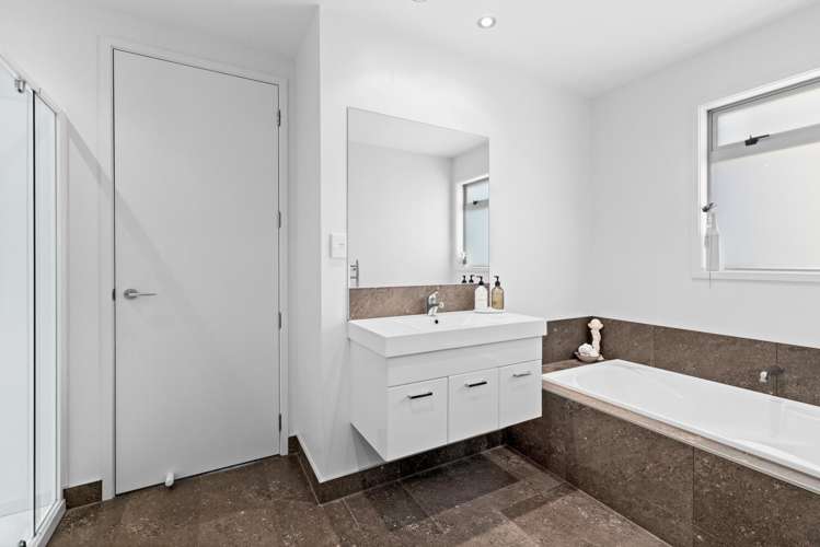 12 Flers Place Taradale_14