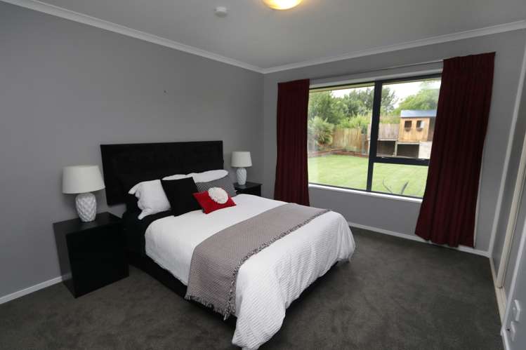 24 Coniston Drive Allenton_12