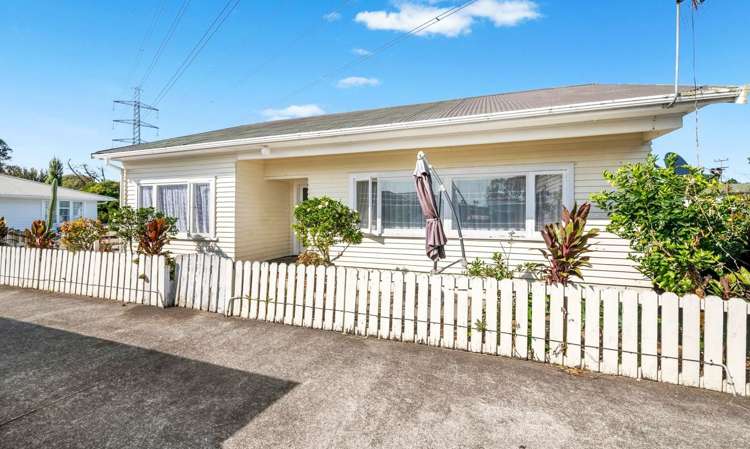 3 Fulton Crescent Otara_4