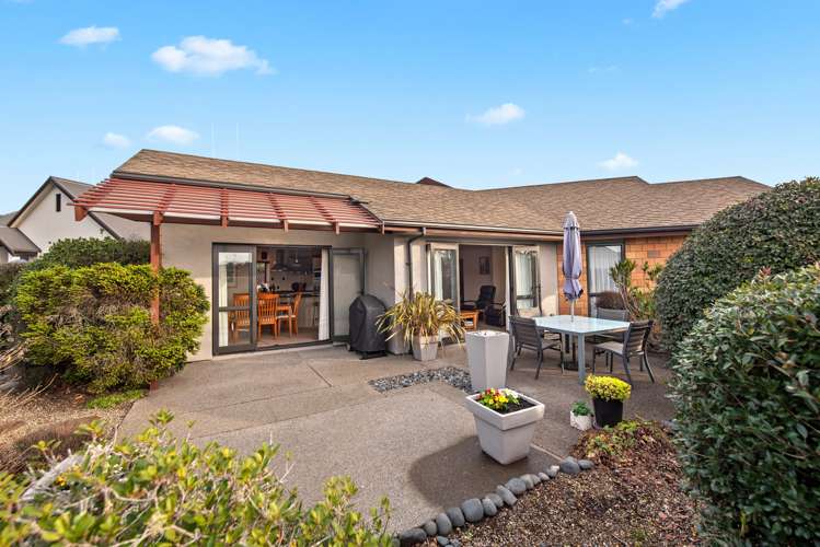 1 Rembrandt Terrace Huntington_13