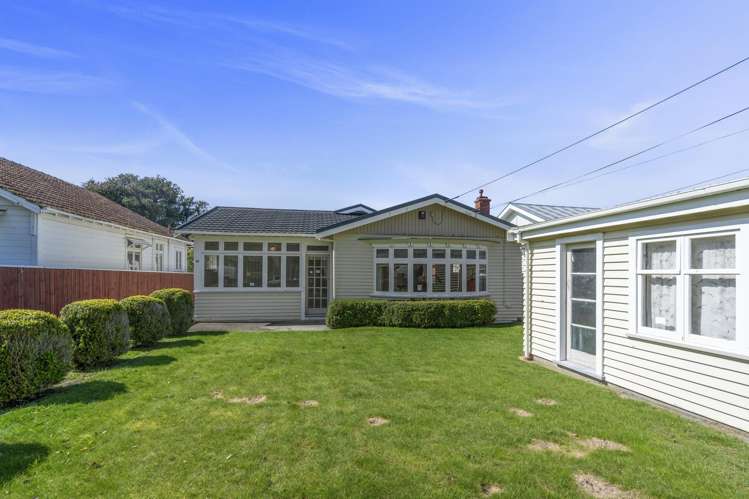 65 Freyberg Street Lyall Bay_3