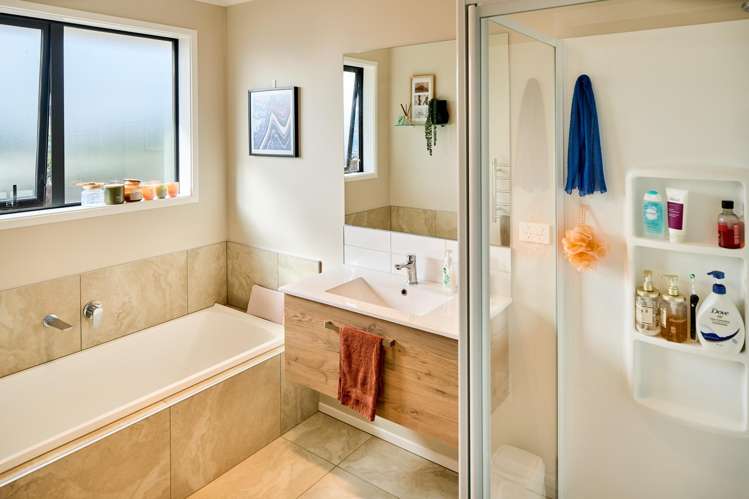 6 Topsail Way Whitby_11