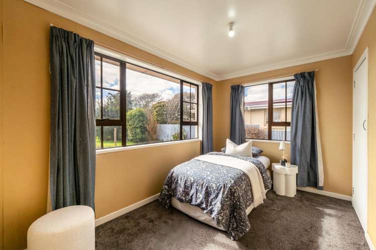 132 Lamond Street East Hargest_10
