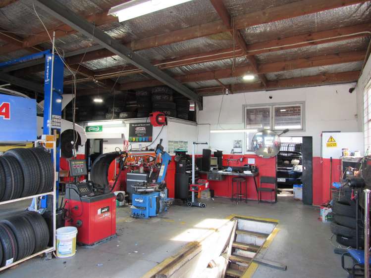 136 South Road Spotswood_7