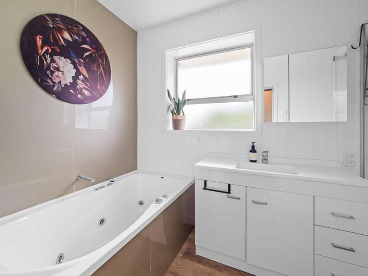 524 Fords Road Willowby_17