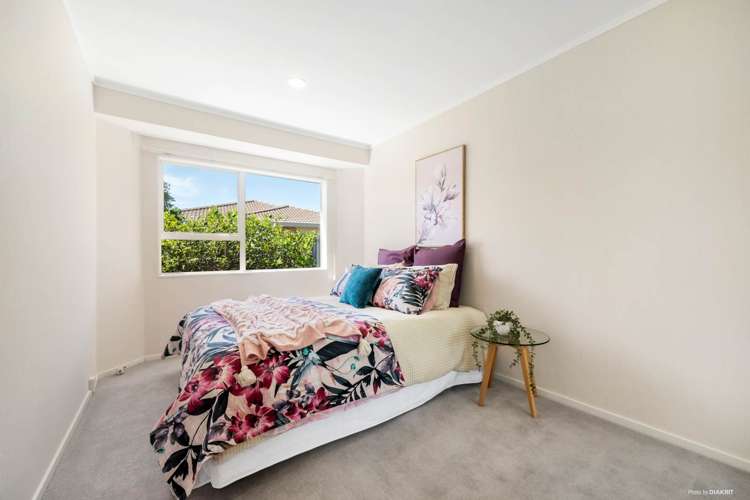 12 Judd Place Orewa_5