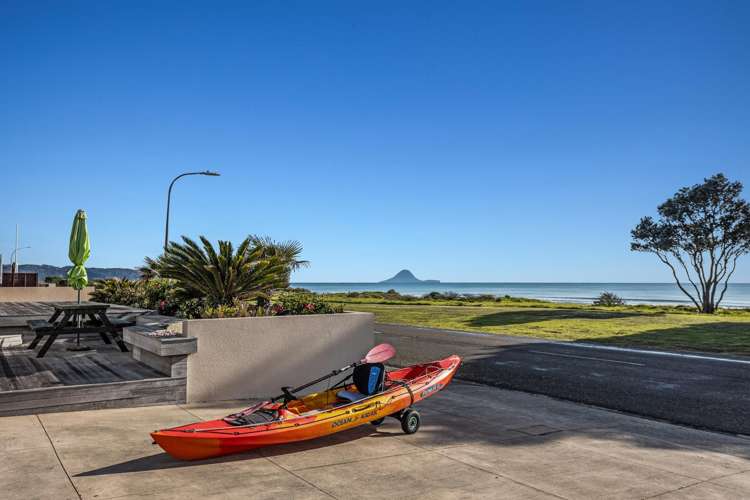 152 & 154 Ocean Road Ohope_10