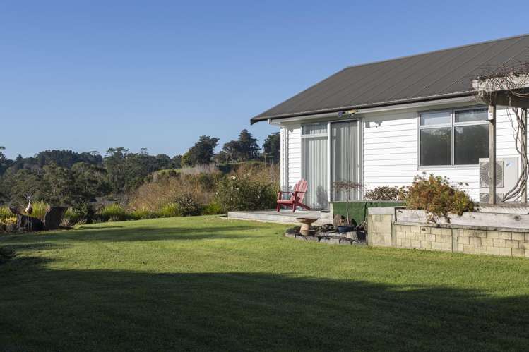 39 Rautahi Terrace Redvale_15
