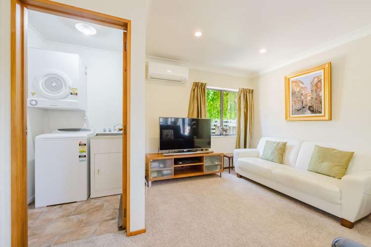 6/703 Charles Street Raureka_6