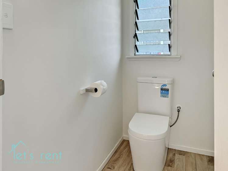 6 Atkinson Avenue 10695_16