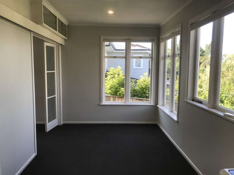 2 Currey Crescent Milford_5